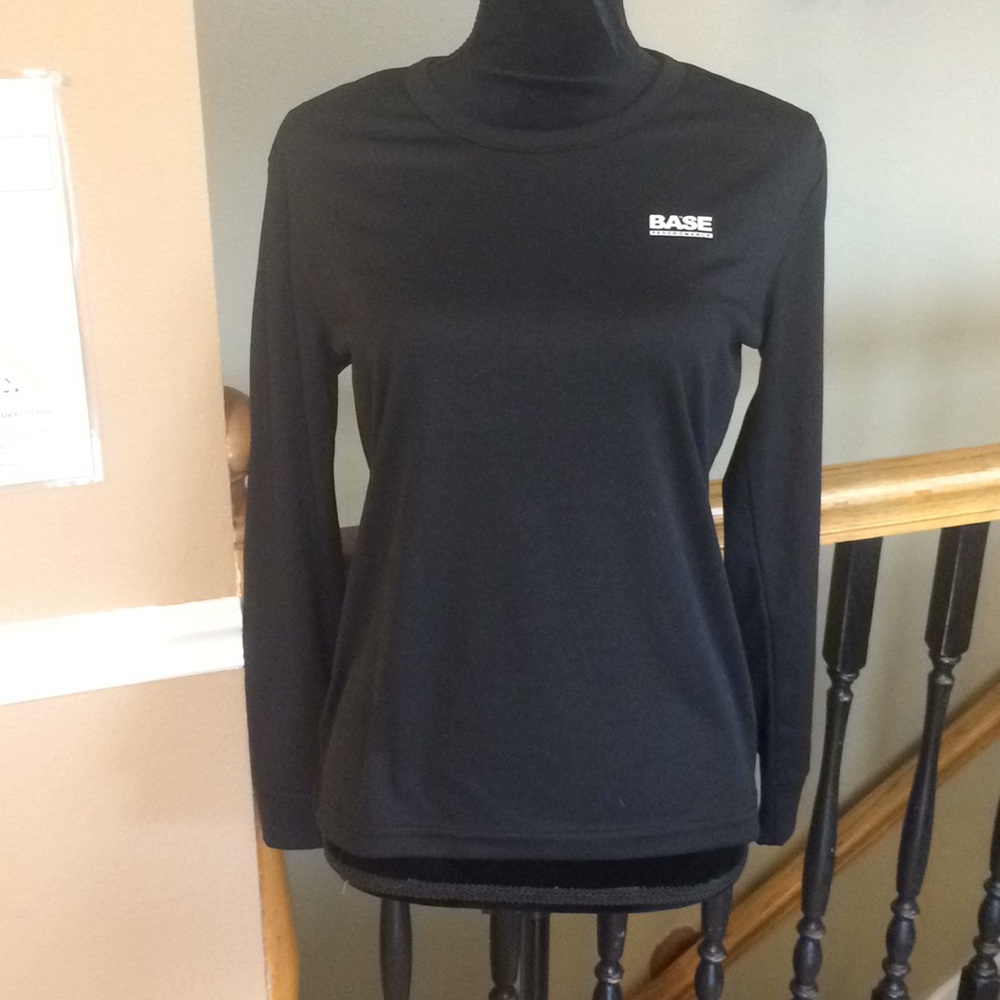 Black Base Performance longsleeved shirt like new.